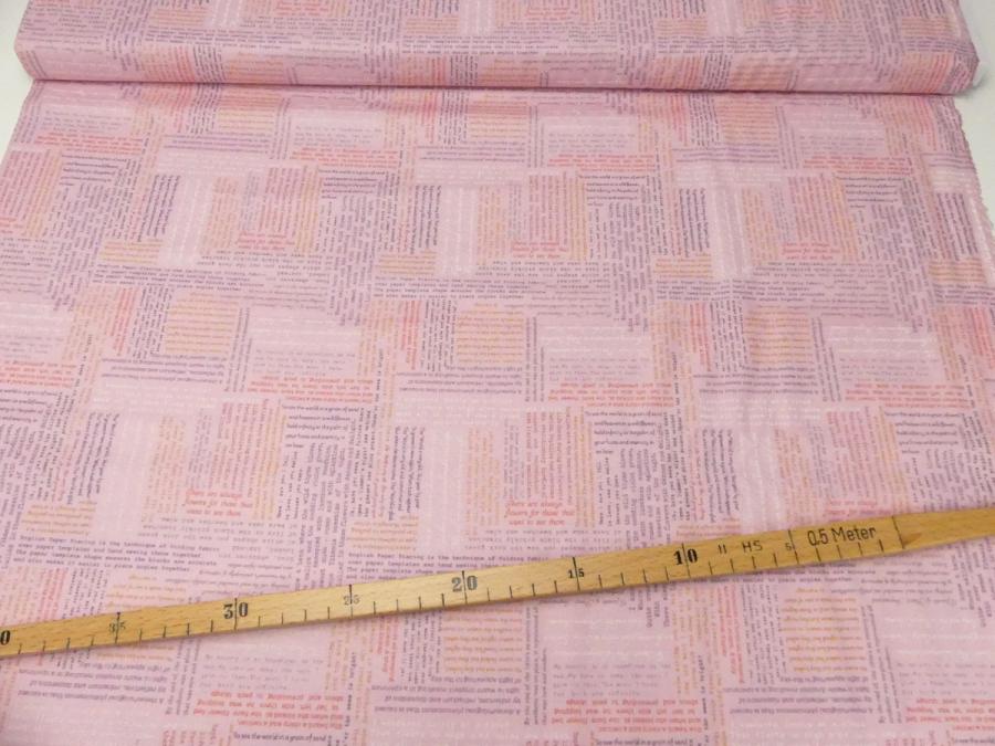 Preview: Stoff für Patchwork mit Schrift und Text auf rosa Hintergrund aus der Serie Bookworm