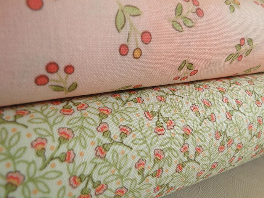 Preview: Verschiedene Patchworkstoffe aus der Serie Emma von Timeless Treasures.