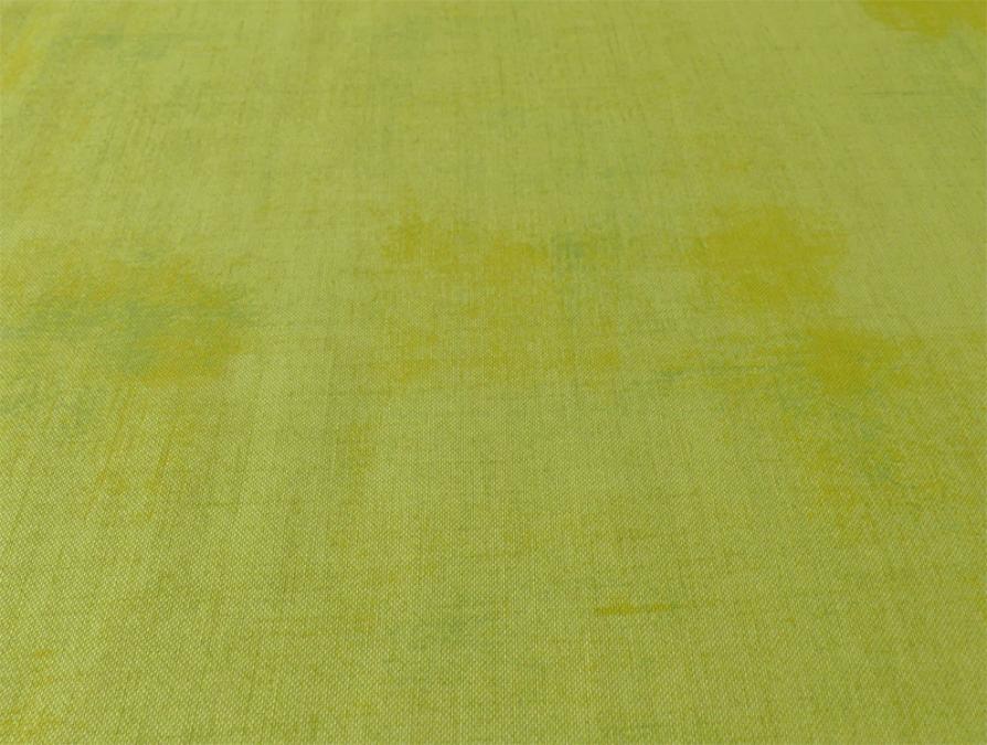 Preview: Patchworkstoff von Moda aus der Serie Grunge. Farbe grün, limone. Detailansicht.