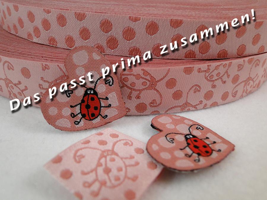 Preview: Auswahl an zusammen passenden Bändern und Etiketten.